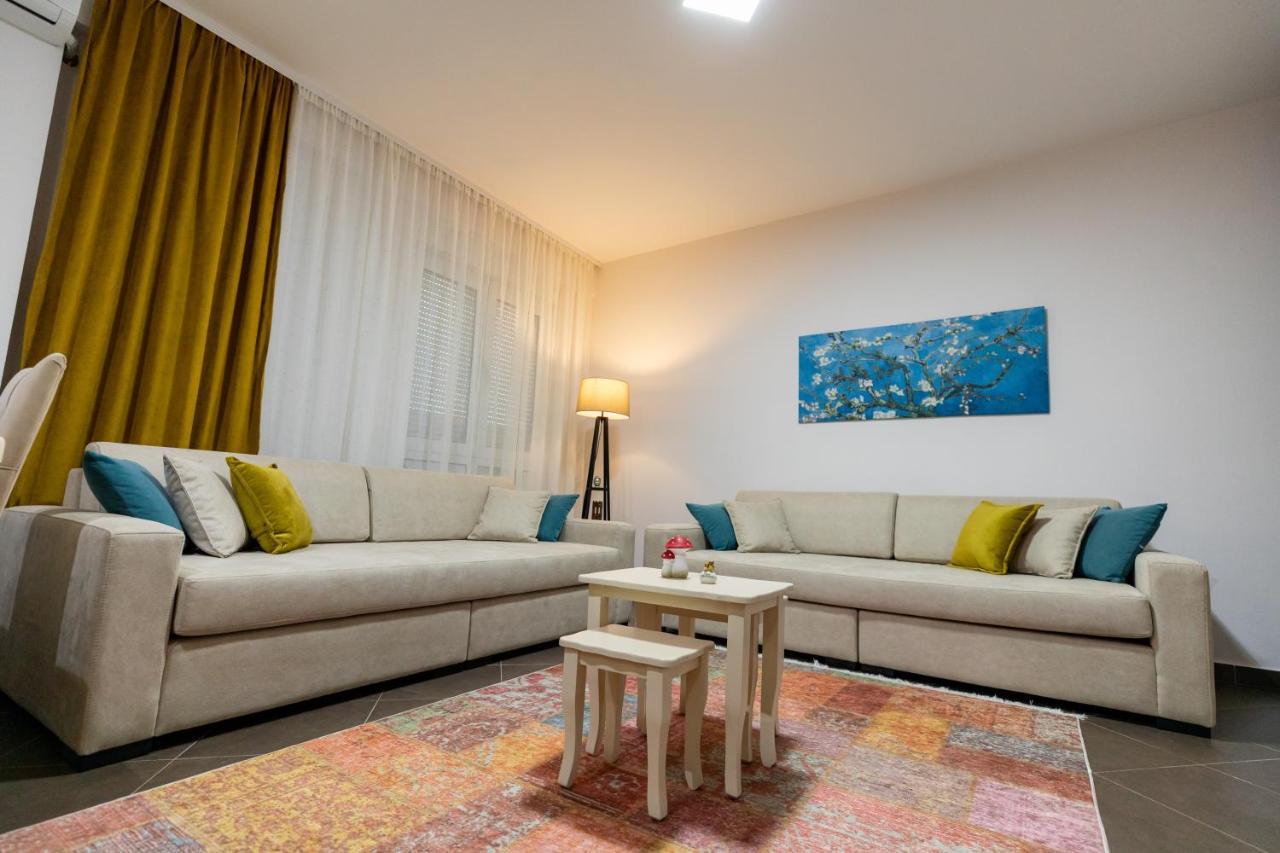 Tirana Contact Apartment Esterno foto